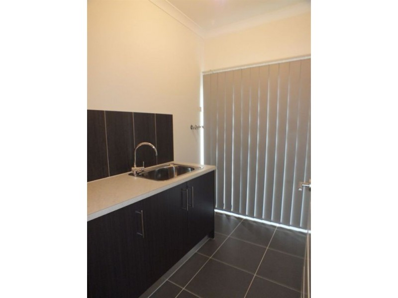 12 Park Orchard Drive, Pakenham VIC 3810