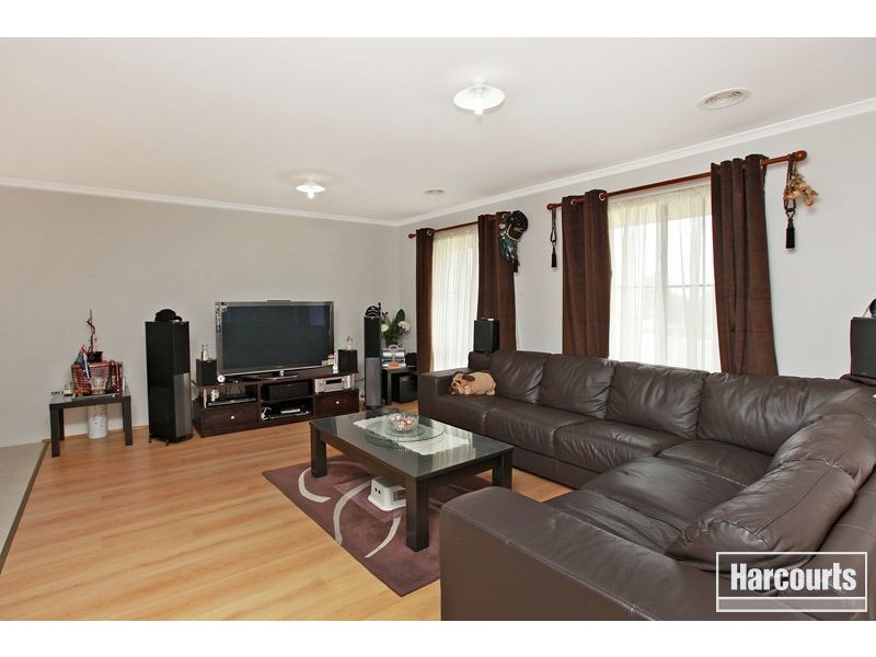 45 Silver Gum Drive, Pakenham VIC 3810