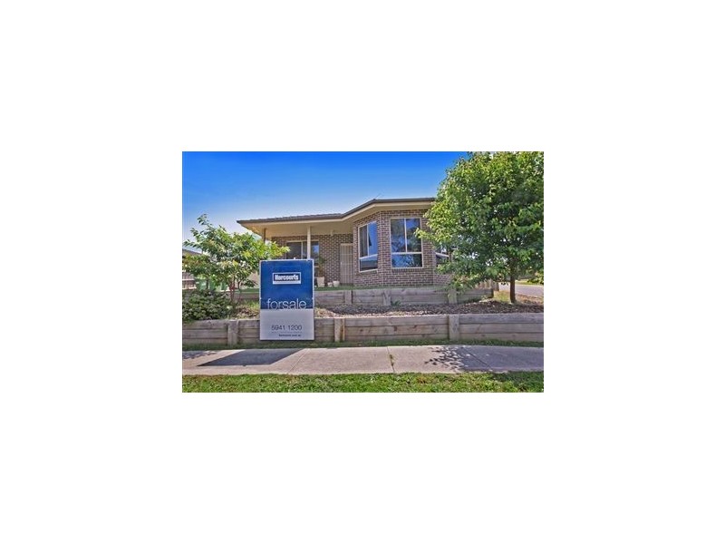 23 Riviera Drive, Pakenham VIC 3810
