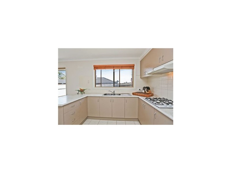 23 Riviera Drive, Pakenham VIC 3810