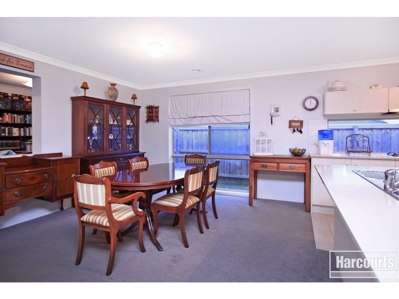 12 Glenvista Road, Pakenham VIC 3810