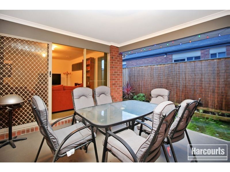 12 Glenvista Road, Pakenham VIC 3810