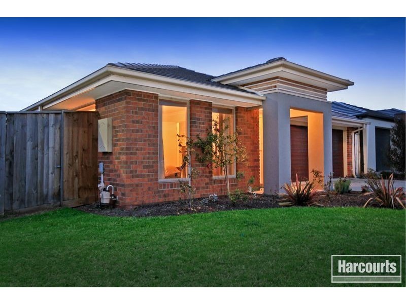 12 Glenvista Road, Pakenham VIC 3810