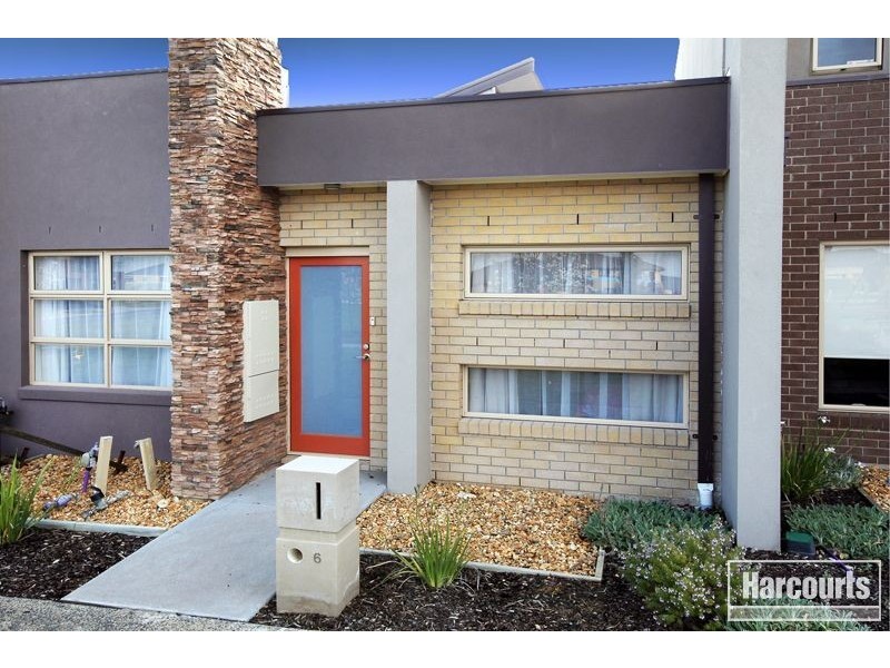 6 Haakman Way, Pakenham VIC 3810