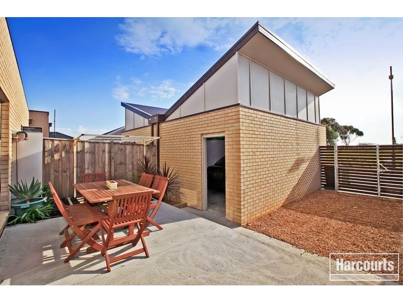 6 Haakman Way, Pakenham VIC 3810