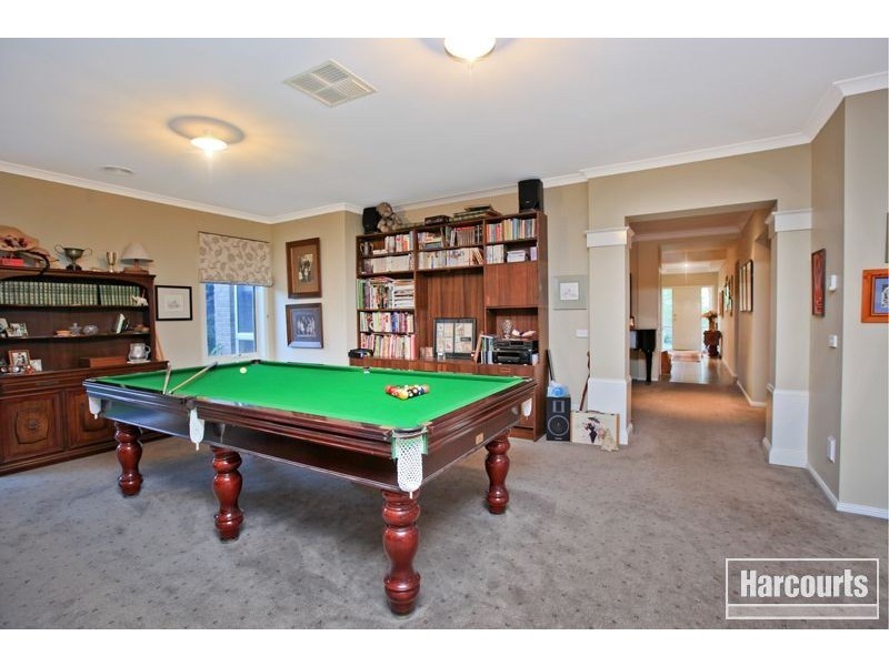 37 Botanic Drive, Pakenham VIC 3810