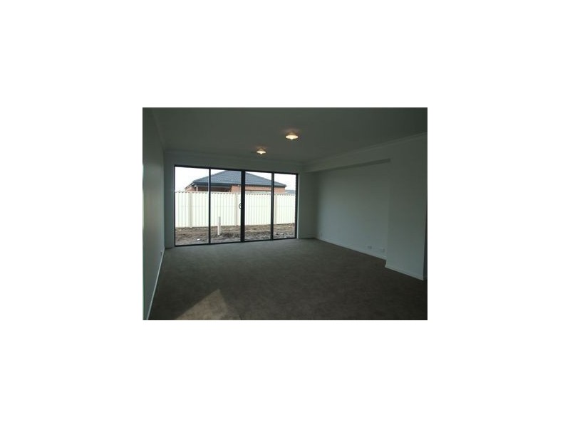 53 Victory Drive, Pakenham VIC 3810