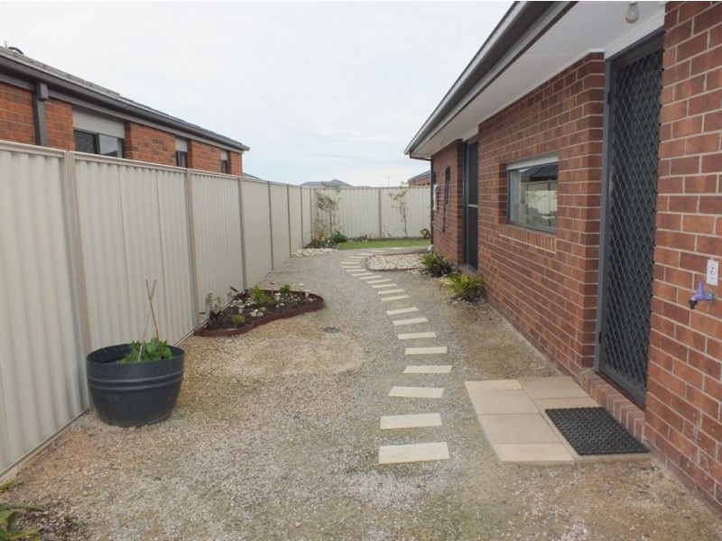 53 Victory Drive, Pakenham VIC 3810