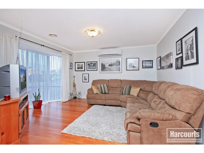 4 Sheffield Close, Pakenham VIC 3810