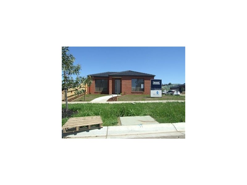 29 Caitlin Drive, Pakenham VIC 3810