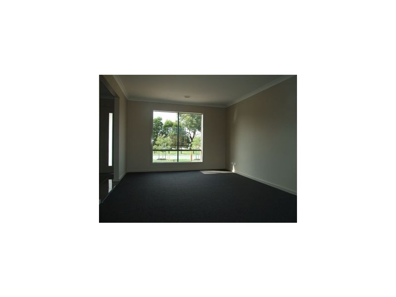 29 Caitlin Drive, Pakenham VIC 3810