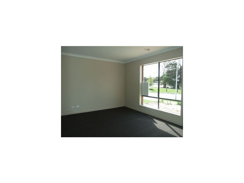 29 Caitlin Drive, Pakenham VIC 3810