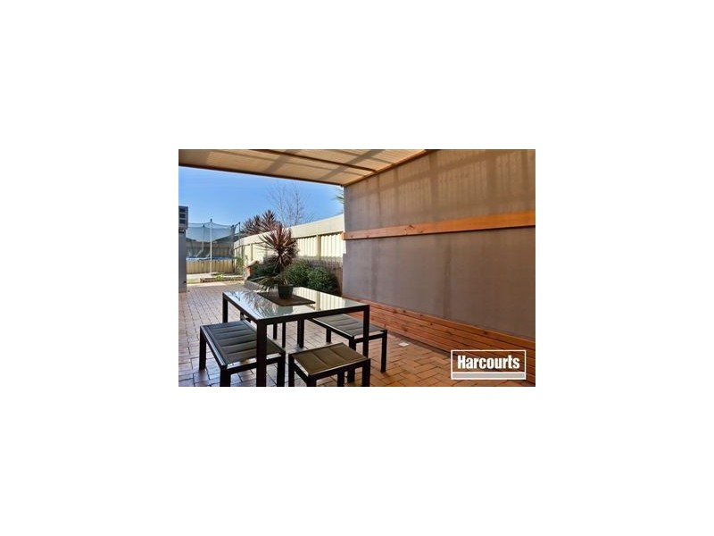 15 Teal Place, Pakenham VIC 3810