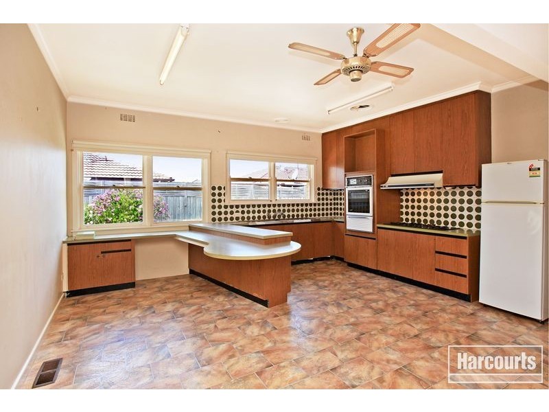 1/20 Henty Street, Pakenham VIC 3810