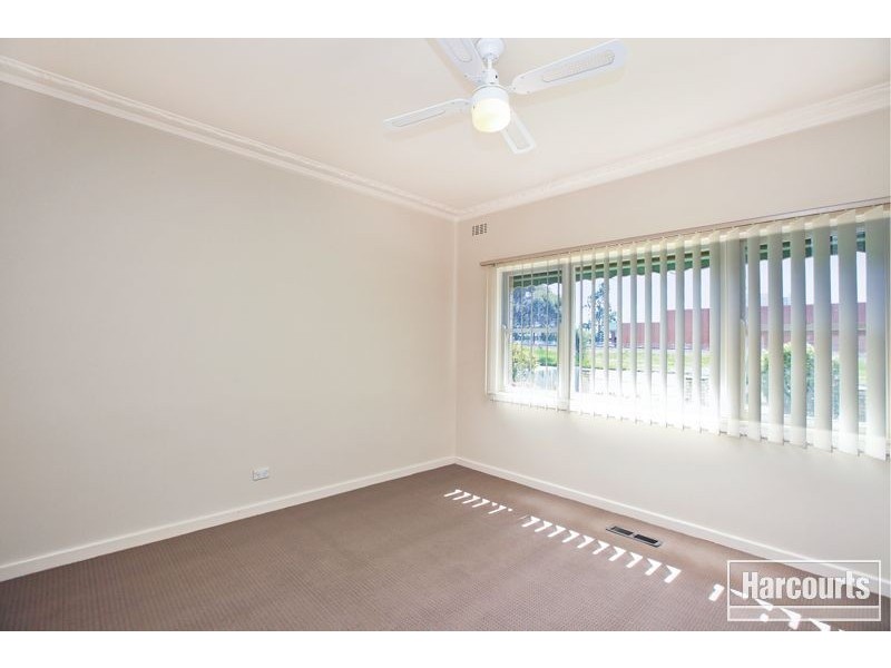 1/20 Henty Street, Pakenham VIC 3810