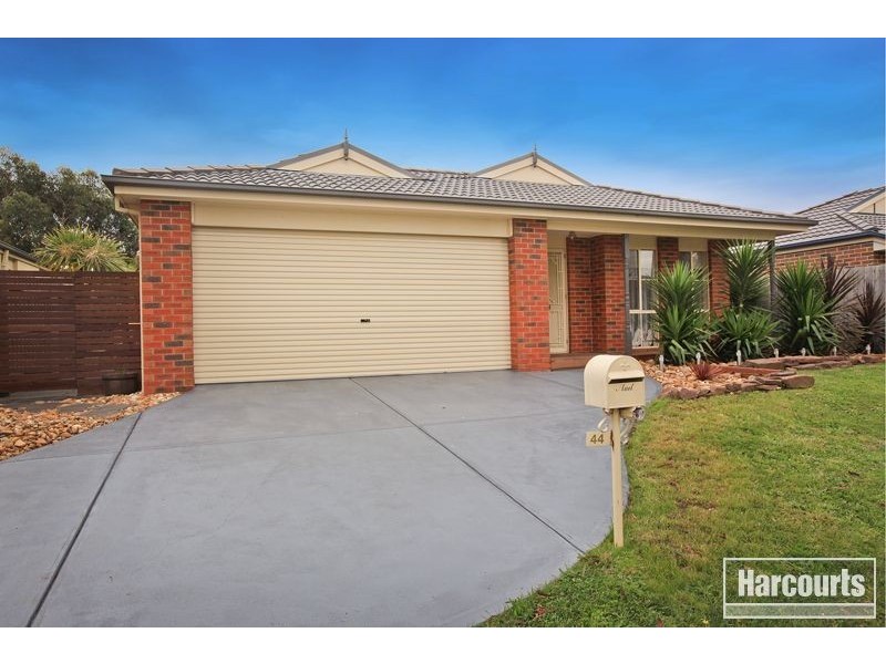 44 Pommel Street, Pakenham VIC 3810