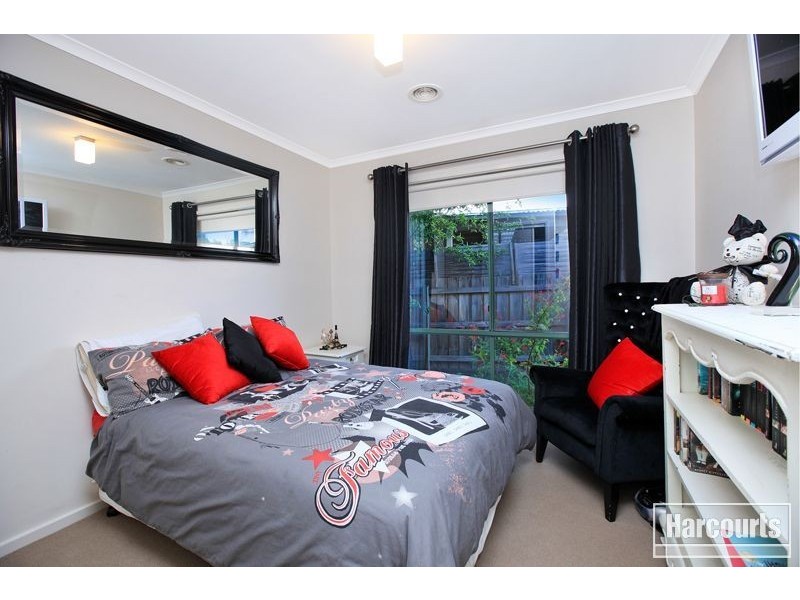 4 Darvell Court, Pakenham VIC 3810