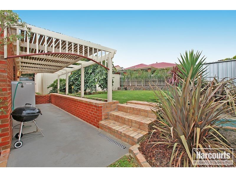 7 Union Avenue, Pakenham VIC 3810