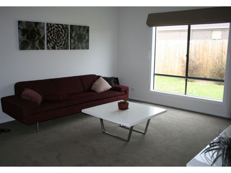 148 Webster Way, Pakenham VIC 3810