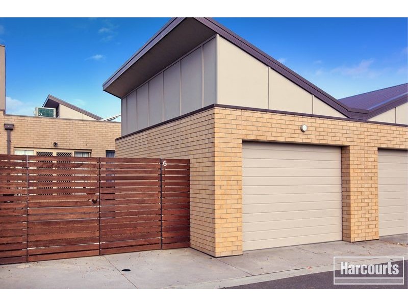 6 Haakman Way, Pakenham VIC 3810