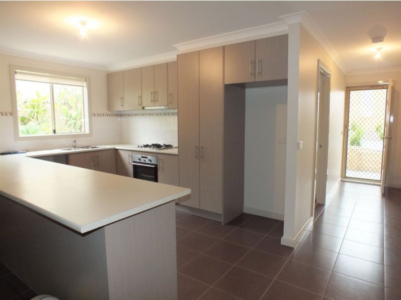 6/53 Ebony Drive, Pakenham VIC 3810