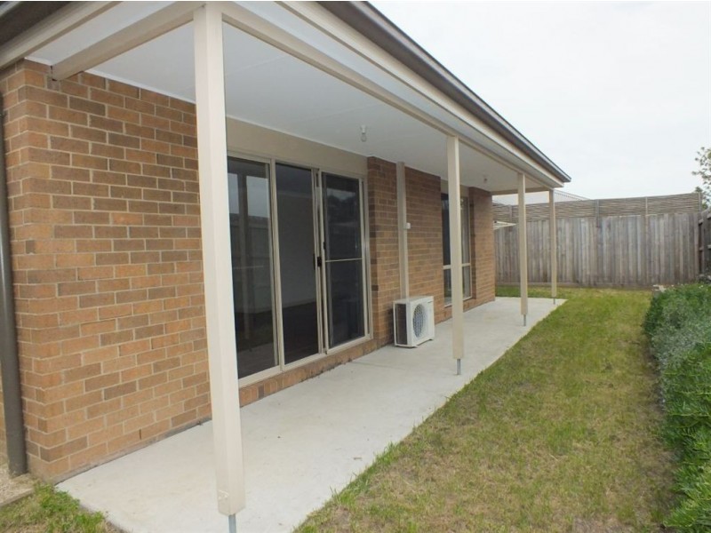 6/53 Ebony Drive, Pakenham VIC 3810