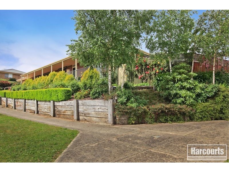 2A McCaffery Rise, Pakenham VIC 3810