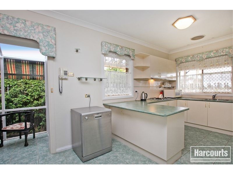 2A McCaffery Rise, Pakenham VIC 3810