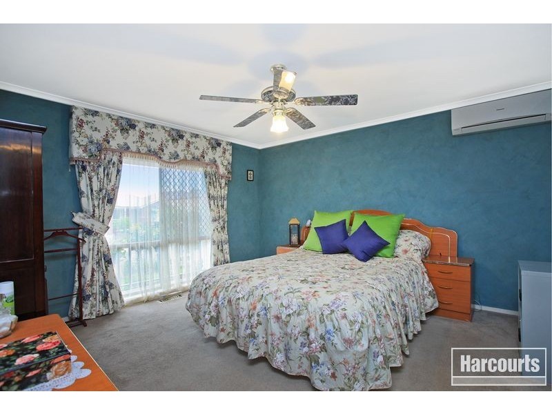 2A McCaffery Rise, Pakenham VIC 3810