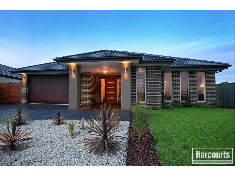 53 Moore Mews, Pakenham VIC 3810