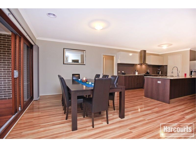 53 Moore Mews, Pakenham VIC 3810