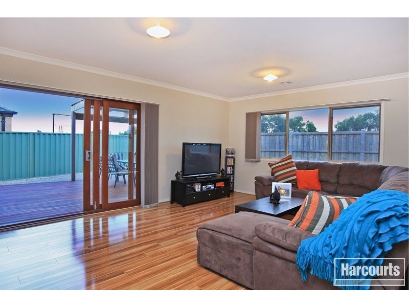 53 Moore Mews, Pakenham VIC 3810