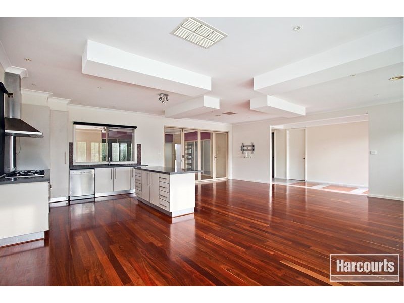 9 Reidel Avenue, Pakenham VIC 3810