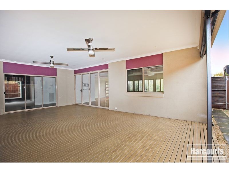 9 Reidel Avenue, Pakenham VIC 3810