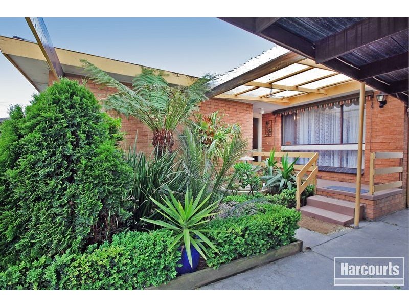 13 Station Street, Officer VIC 3809