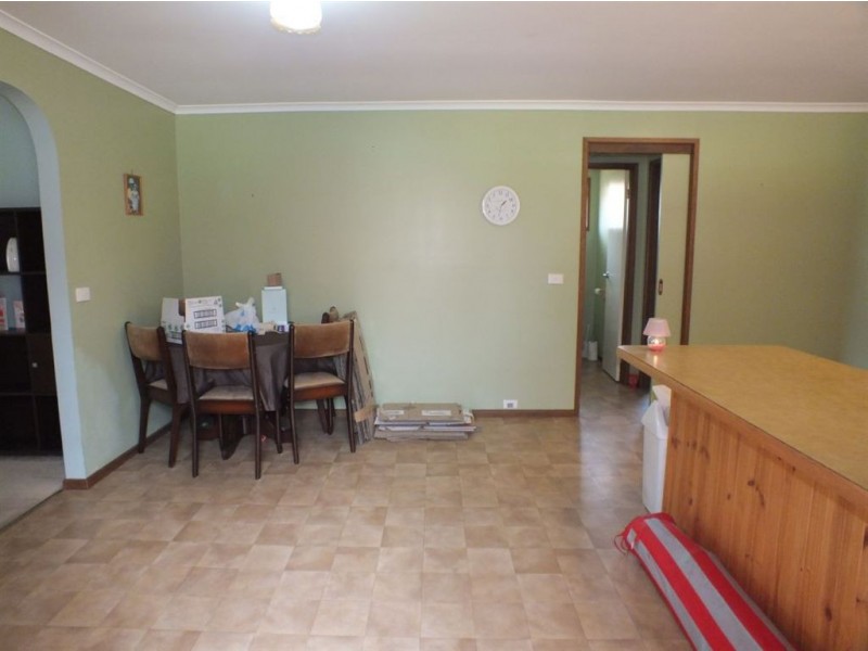 18 Atkins Road, Pakenham VIC 3810