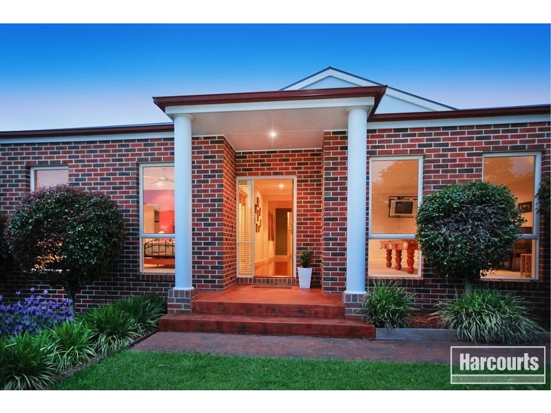 3 Banks Road, Pakenham VIC 3810