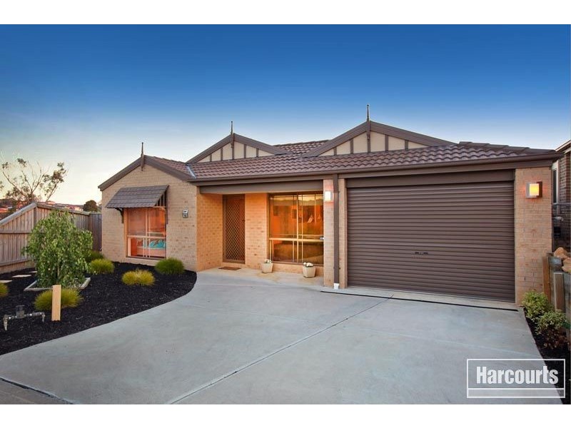 16 Jennifer Court, Pakenham VIC 3810