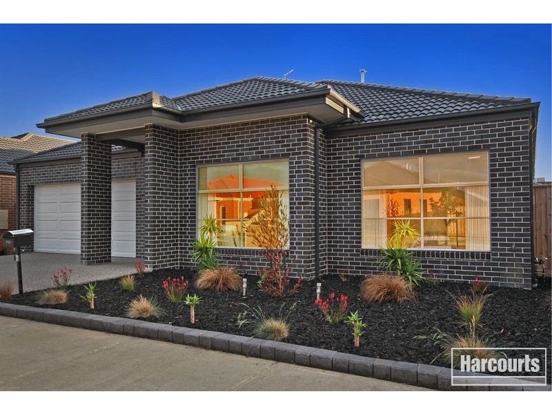 4 Goodenia Street, Officer VIC 3809