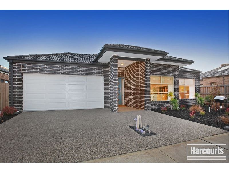 4 Goodenia Street, Officer VIC 3809