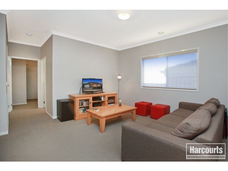 4 Goodenia Street, Officer VIC 3809