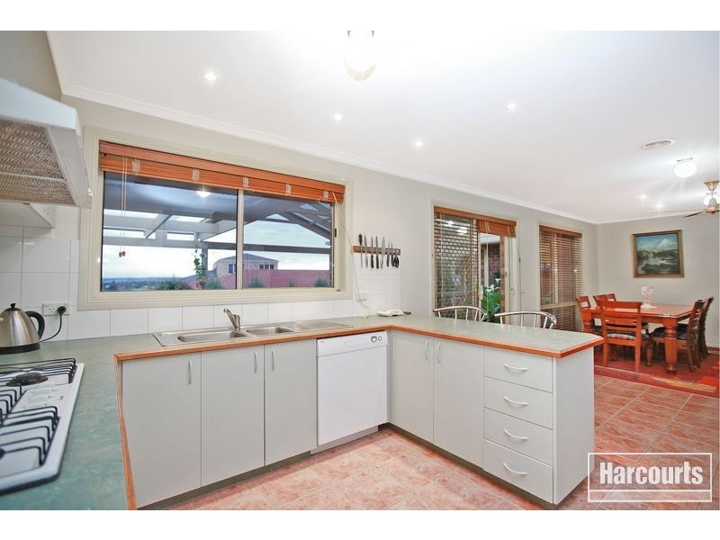 14 Hillrise Court, Pakenham VIC 3810