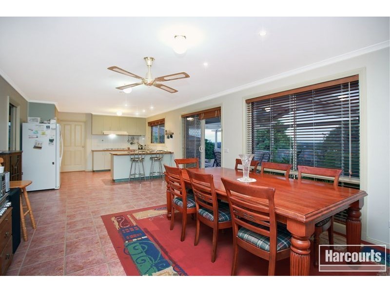 14 Hillrise Court, Pakenham VIC 3810