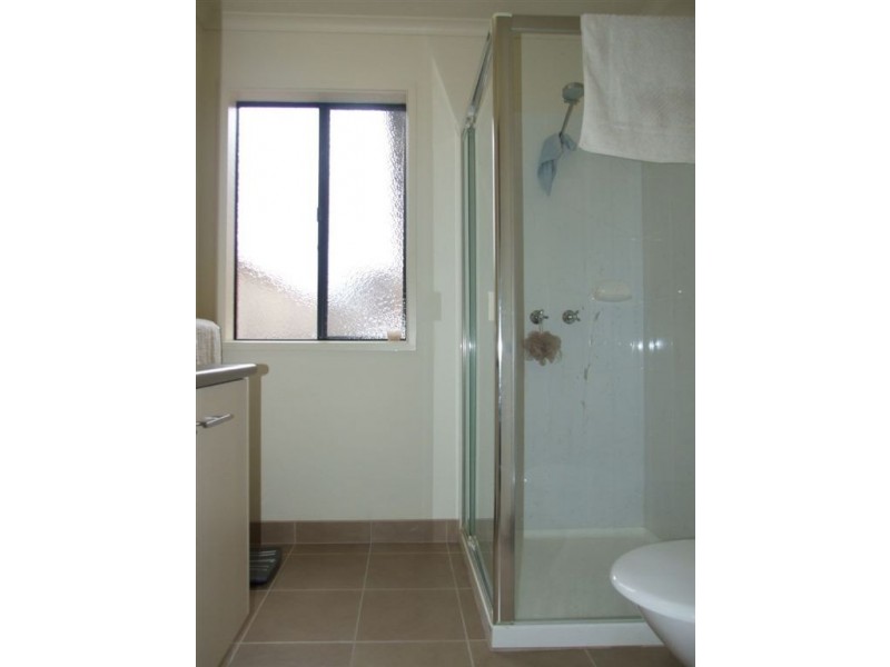 66 Tipperary Cct, Pakenham VIC 3810