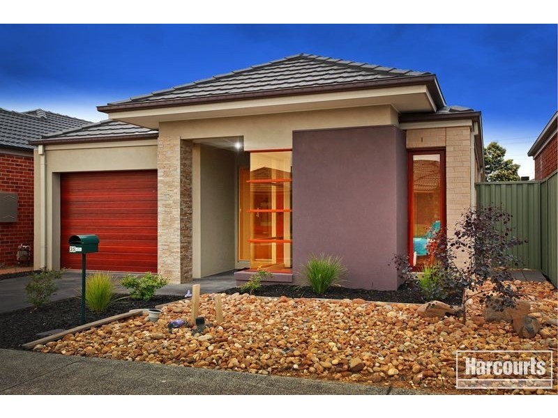 35 Edmund Street, Pakenham VIC 3810
