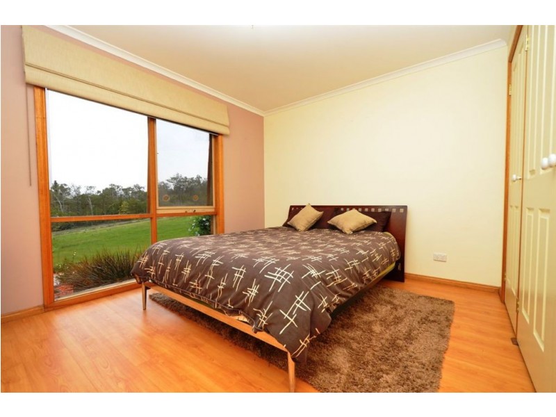 19 Breyleigh Drive, Pakenham VIC 3810