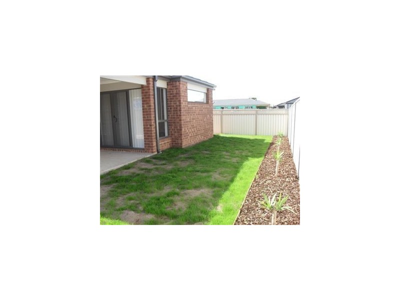 7 Victory Drive, Pakenham VIC 3810