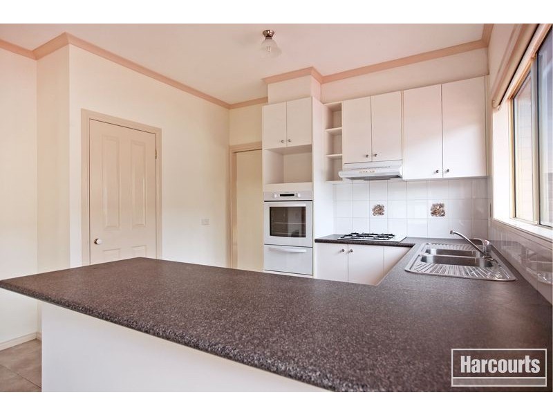 6 Benambra Close, Pakenham VIC 3810