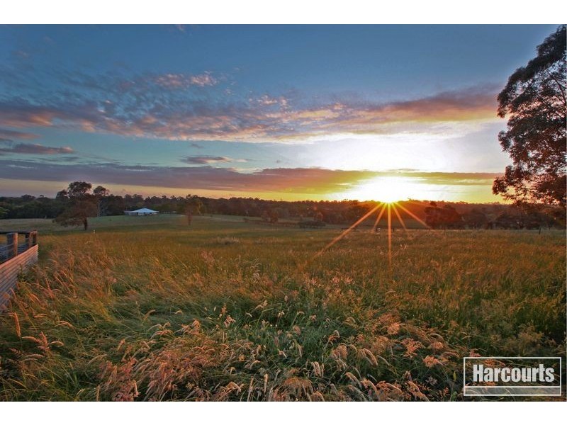 60 Moore Road, Nar Nar Goon VIC 3812