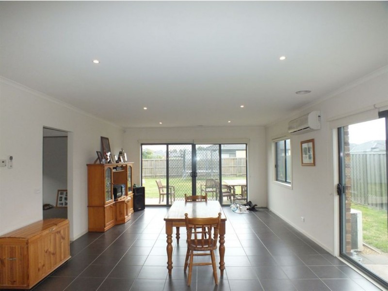 7 Mirabelle Street, Pakenham VIC 3810